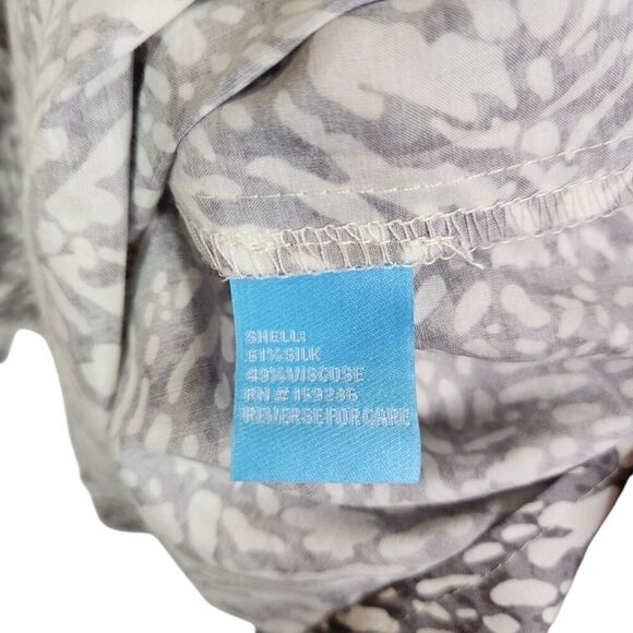 J. McLAUGHLIN Top Womens Medium Gray Silk Blend Split Neck 3/4 Balloon Sleeve - Picture 7 of 9